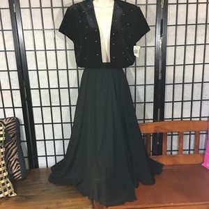 black velvet embelish bolero with skirt  size  8